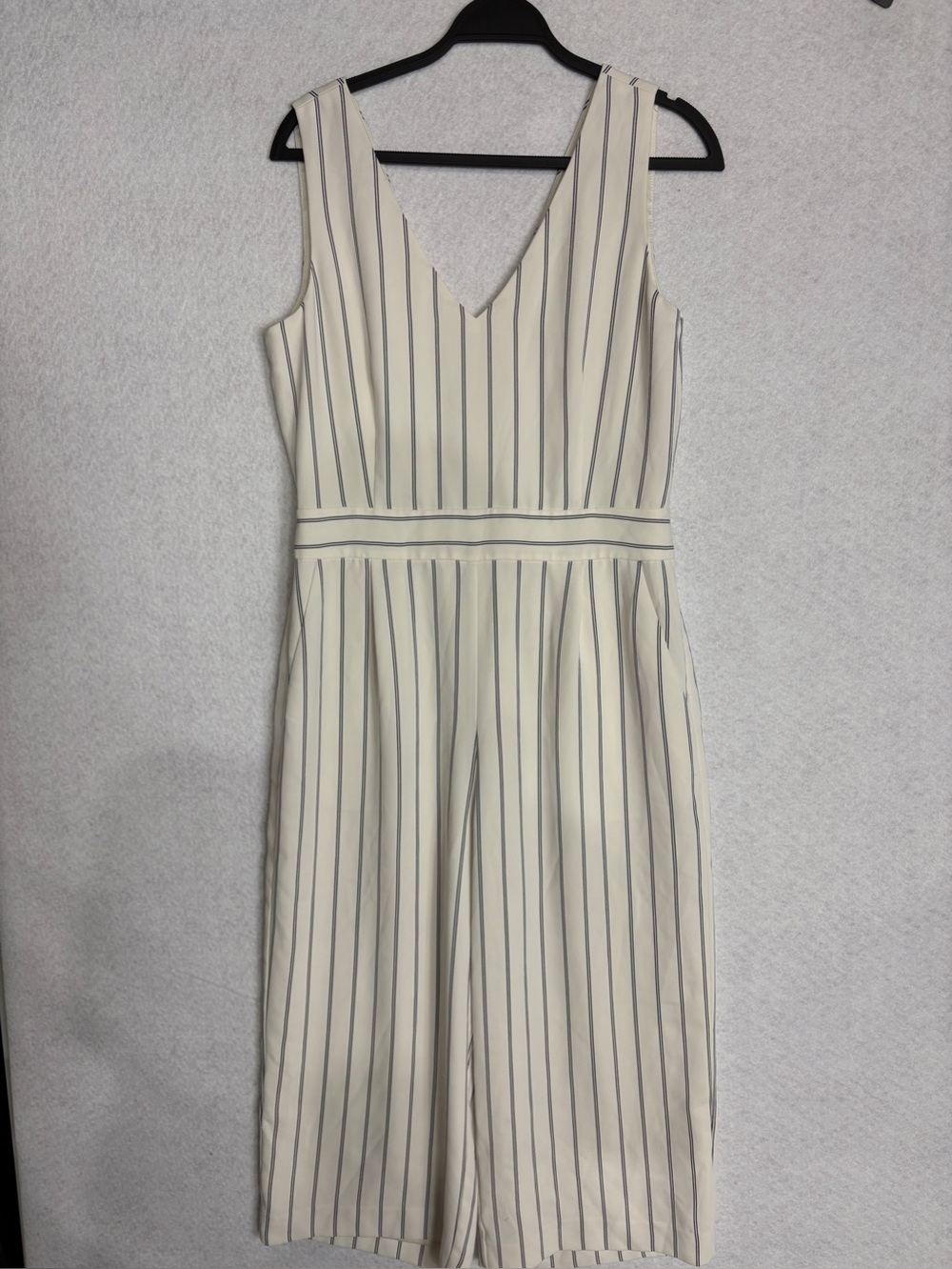 Gianni Bini Women's Cream Striped V-Neck Jumpsuit